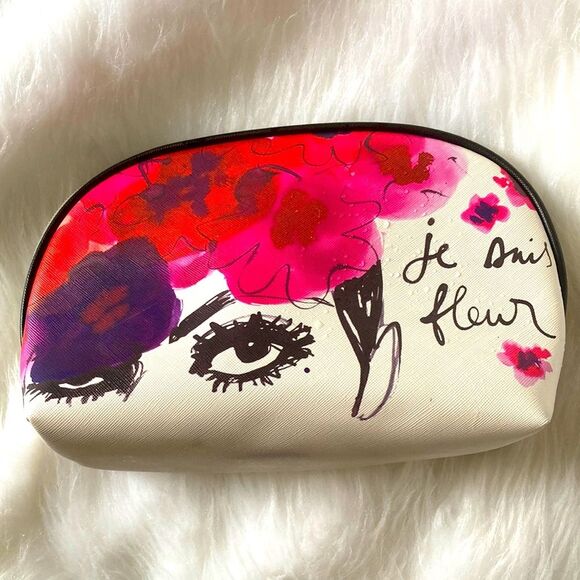 Izak Cosmetic Purse - Picture 1 of 8